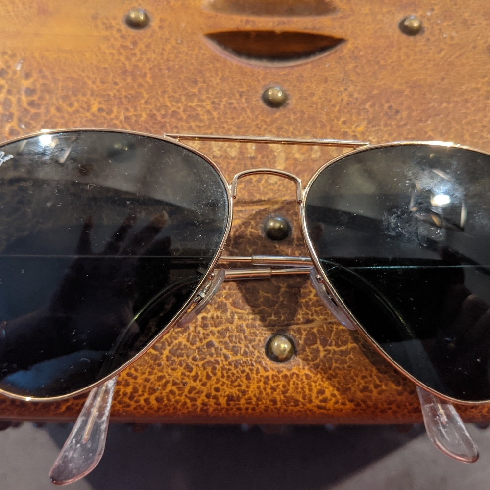 Ray Ban Aviators - Picture 4 of 4